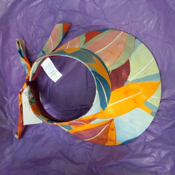 Time and Tru Accessories - Womens Printed Visor